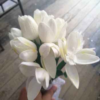 Flowerr_desing (Instagram) Kendisi Beni Her Yerden Engellemiş, Ulaşamıyorum