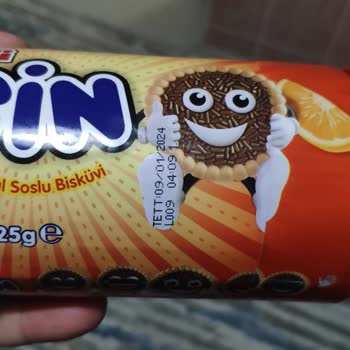 Eti Gıda Ambalajı Yeni Açılan Eti Cin İçinden Kurt Çıkması Hk.