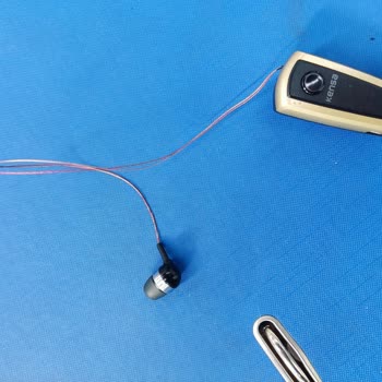 Kensa Makaralı Bluetooth Kulaklık Kablo Sertliği