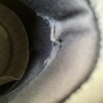 Skechers Marka Ayakkabı Ürün İç Astar Yırtılması