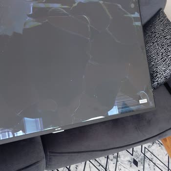 Trendyol Kırık Televizyon Ekranı!