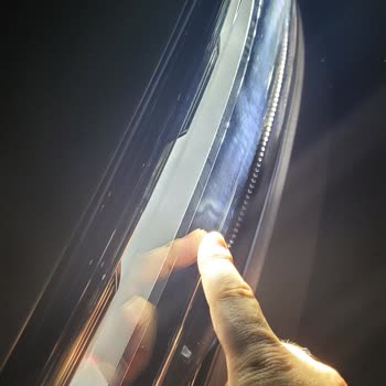 Volkswagen 2021 Model Passat Araç Farlarında Tozlanma Ve Lekelenme