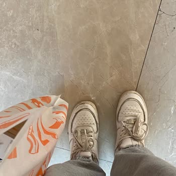 Deichmann Ayakkabı 4-5 Defa Giymeme Rağmen Açıldı Deriler Yırtıldı