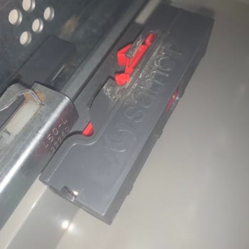 Samet A.Ş Çekmece Ray Ucu Kırık Bulamıyorum Ve Fahiş Fiyatlar