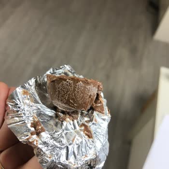 Ülker Ece Çikolatası Bozuk Çıktı