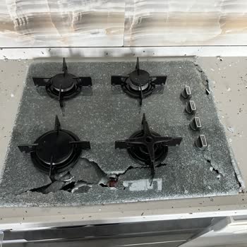 Arçelik Ankastre Ocak Cam Patlaması Değişim Talebi