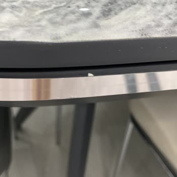 Kınık Mobilya İlgi Sıfır Kesinlikle Koltukların Düğmeleri Düşüyor