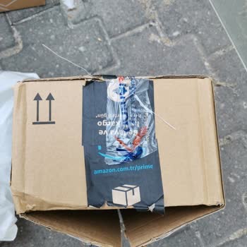 Yurtiçi Kargo Paketi Teslim Etmeden Açtırıyor