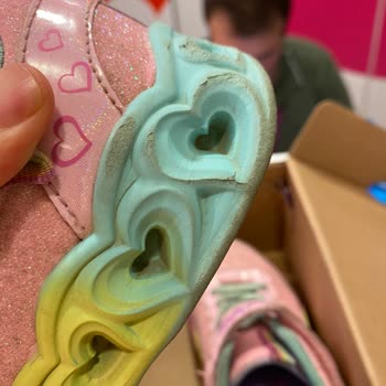 Skechers Çocuk Ayakkabısı 2 Günde Deforme Oldu