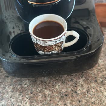 Arzum Kahve Makinem Musluklarından Buhar Çıkıyor Ve Kahvem Köpüklü Değil