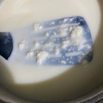 Tarım Kredi Kooperatif Market Bozuk Süt Ve Arkasında Durulmaması!