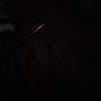 Uludağ Elektrik Dağıtım Sokak Lambası Onarılmıyor