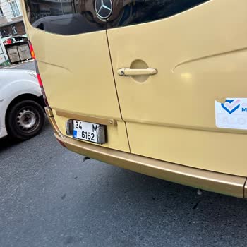 İstanbul Minibüsçüler Odası 34 M 6162 Plakalı Aracın Şoförü 18.08.2023de Liseli Çocuğu Darp Etmesi