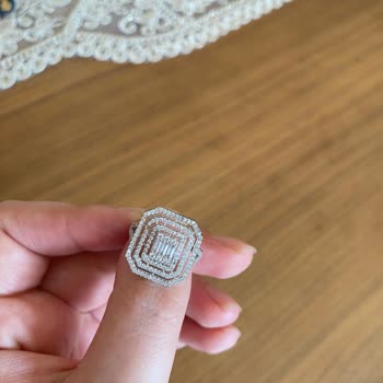 Lizay Pırlanta İki Yüzükte İki Günde Taş Düşme Sorunu