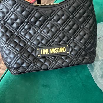 Moschino Orijinal Olmadığından Şüpheleniyorum İlgi Yok