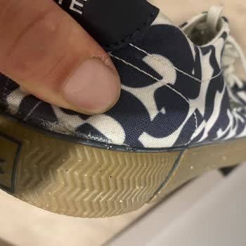 Lacoste Servise Gönderilen Ürünün Kullanıcı Hatası Olarak Geri Gönderilmesi