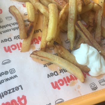Atawich Yanık Patates Sunumu