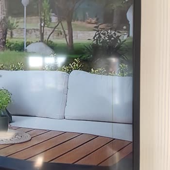 Samsung TV Dikey Cizgi