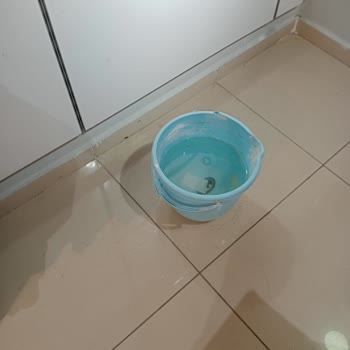 Civil Mağazacılık Klimalar Çalışmıyor Ve Lavabo Kokusu Var