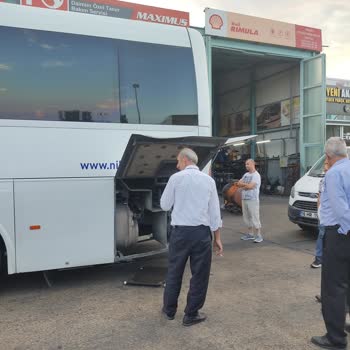Nilüfer Turizm Otobüsün Rötar Yapması - Yolda Sanayiye Uğramak