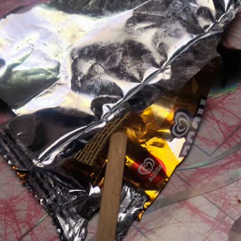 Algida Çubukta Neden Kod Yok?