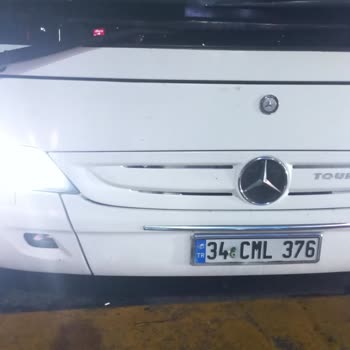 Kamil Koç Turizm Kotu Araba Ve Geç Kalkması