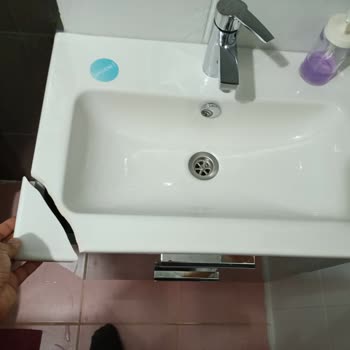 Vitra Banyo Dolabının Kusurlu Lavabosu
