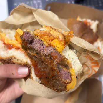 Köfteci Yusuf Pişmemiş Köfte Ve Bayat Patates