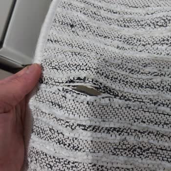 Halı Furyası Yırtık Halı İlgisiz Firma