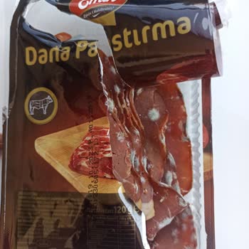 Beşler Sucuk Bozulmuş Ve Küflenmiş Gıda