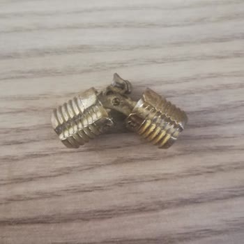 Evdiz Katlanır Masa Menteşeleri Hakkında