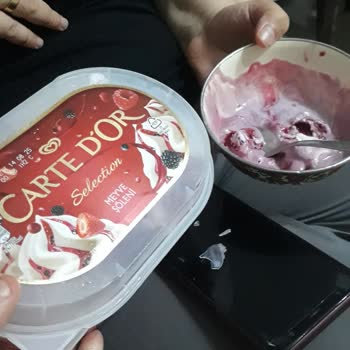 Carte d'Or Carte Dor Kutu Dondurmadan Plastik Parçalar Çıktı!