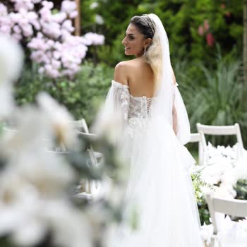 Müberya Sağlam Makeup Studio Islak Mendille Makyajını Temizle, Unutulmuş Fön Makinesi