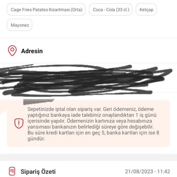 Popeyes Elinde Olmadığını Ürünü Satışta Gösteriyor