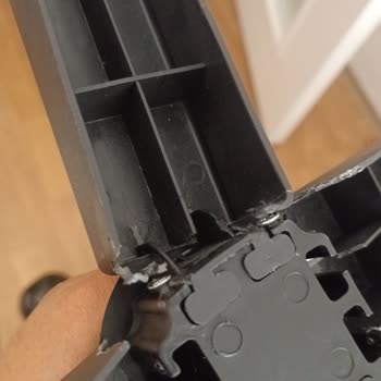 Kumtel Ktf -280 Vantilatör Ayaklarının Hiç Kullanmadan Kendi Kırıldı