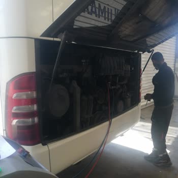 Kamil Koç Arızalı Otobüs İle Yolda Kaldık!