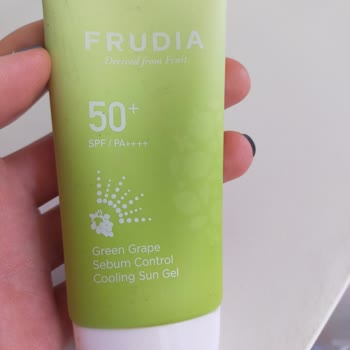 Watsons Frudia Sivilce Yapıyor