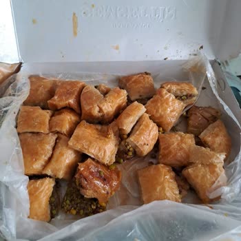 Baklavacı Şemsettin Baklavaların Akması Ve Birbirine Girmesi