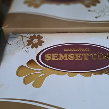 Baklavacı Şemsettin Baklavaların Akması Ve Birbirine Girmesi