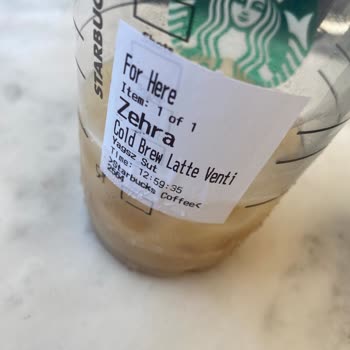 Starbucks Coffee Bozuk Süt İle Kahve Deneyimim