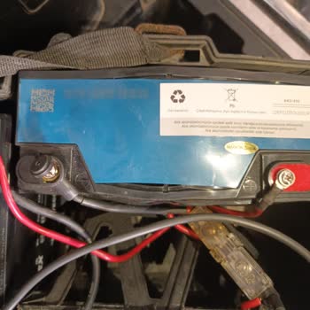 Akü-Nak 12v 24 Amper Converex Marka Jel Ürünlerin Şişmesi