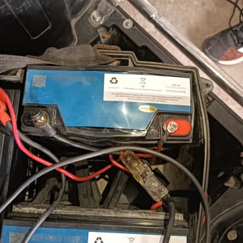 Akü-Nak 12v 24 Amper Converex Marka Jel Ürünlerin Şişmesi