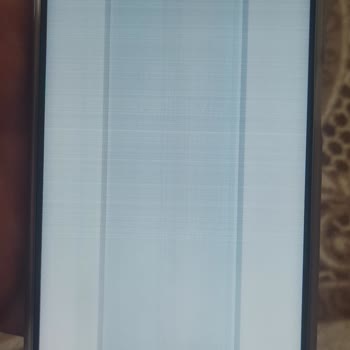 NiTech Telefonun Ekranı Bozuk Geldi