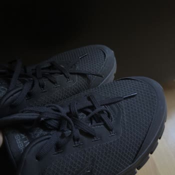 Skechers Üretim Kaynaklı Sorunu Kullanıcı Hatası Olarak Kabul Etmedi!