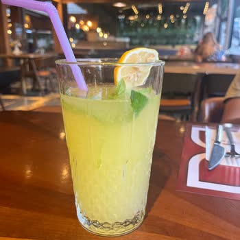 Ceviz Ağacı Pasta & Cafe Restoran Memnuniyetsizliği Garson Davranışları