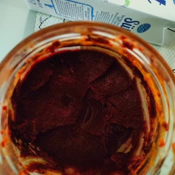 Tat Gıda Kötü Kokuyor Ve Kimyasal Madde Gibi