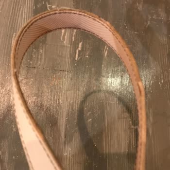 Lacoste Çantasının Kalitesizliği Ve Fahiş Fiyatını Hak Etmemesi