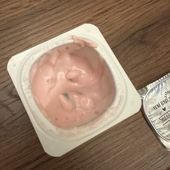 Activia Çilekli Yoğurt
