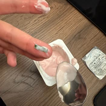 Activia Çilekli Yoğurt