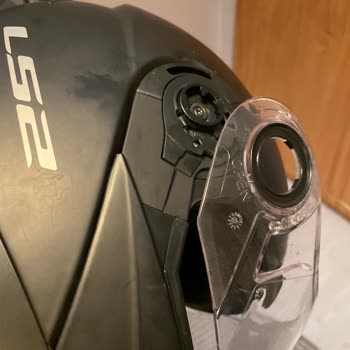 Bcmoto Motor Kask Aparatı Kırıldı